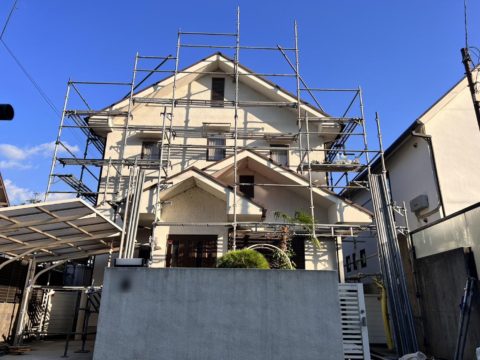 兵庫県西宮市　S様邸　屋根・壁塗装工事用の足場工事